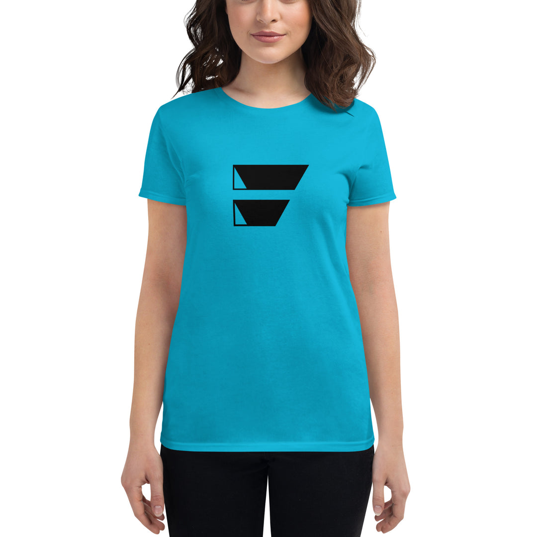 Women's short sleeve t-shirt