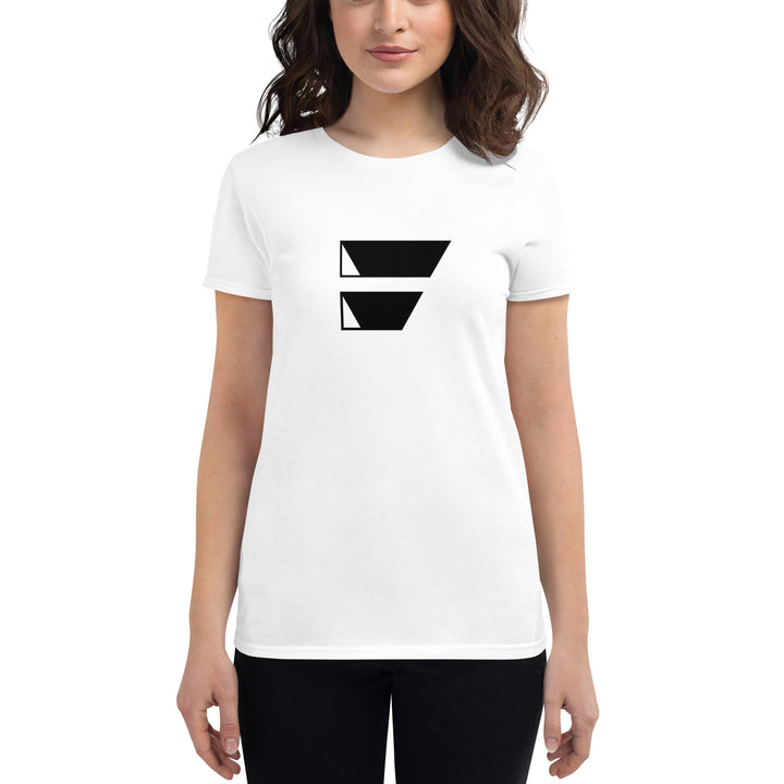 Women's short sleeve t-shirt